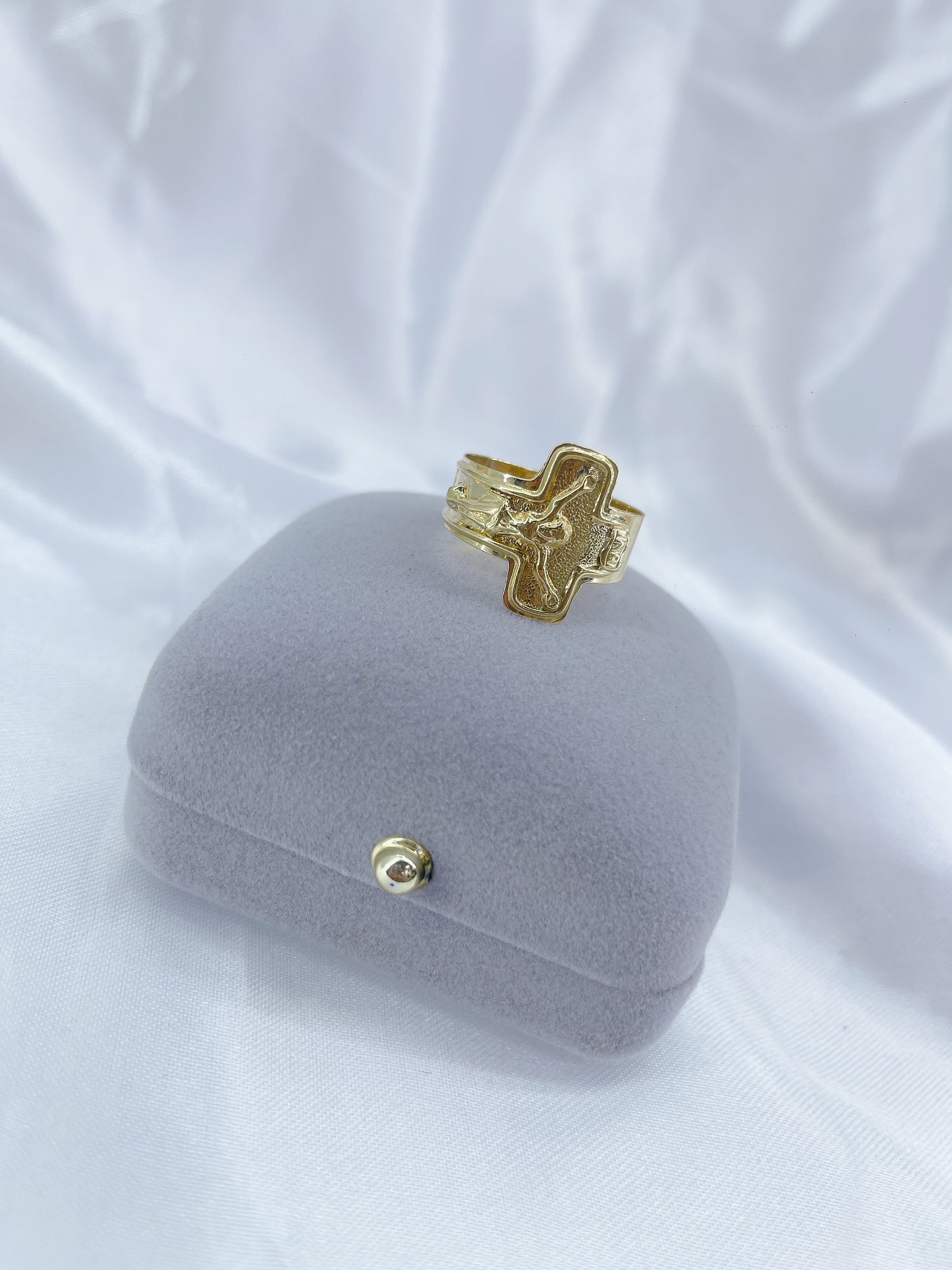 Anillo hombre Cristo